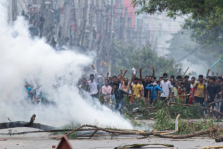 Bangladesh protests - | Photo: AP